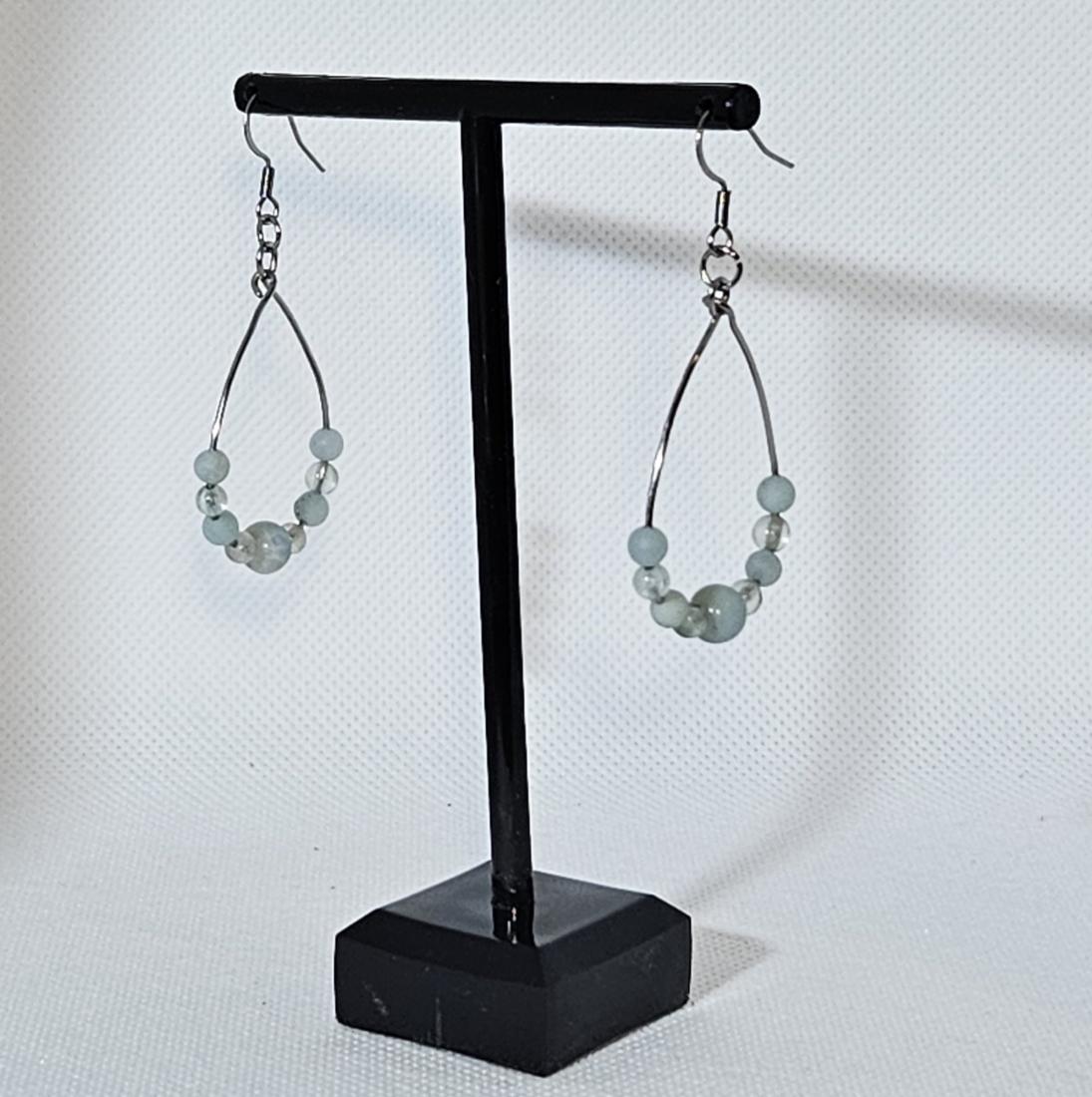 Boucle d'oreilles en fil métalique