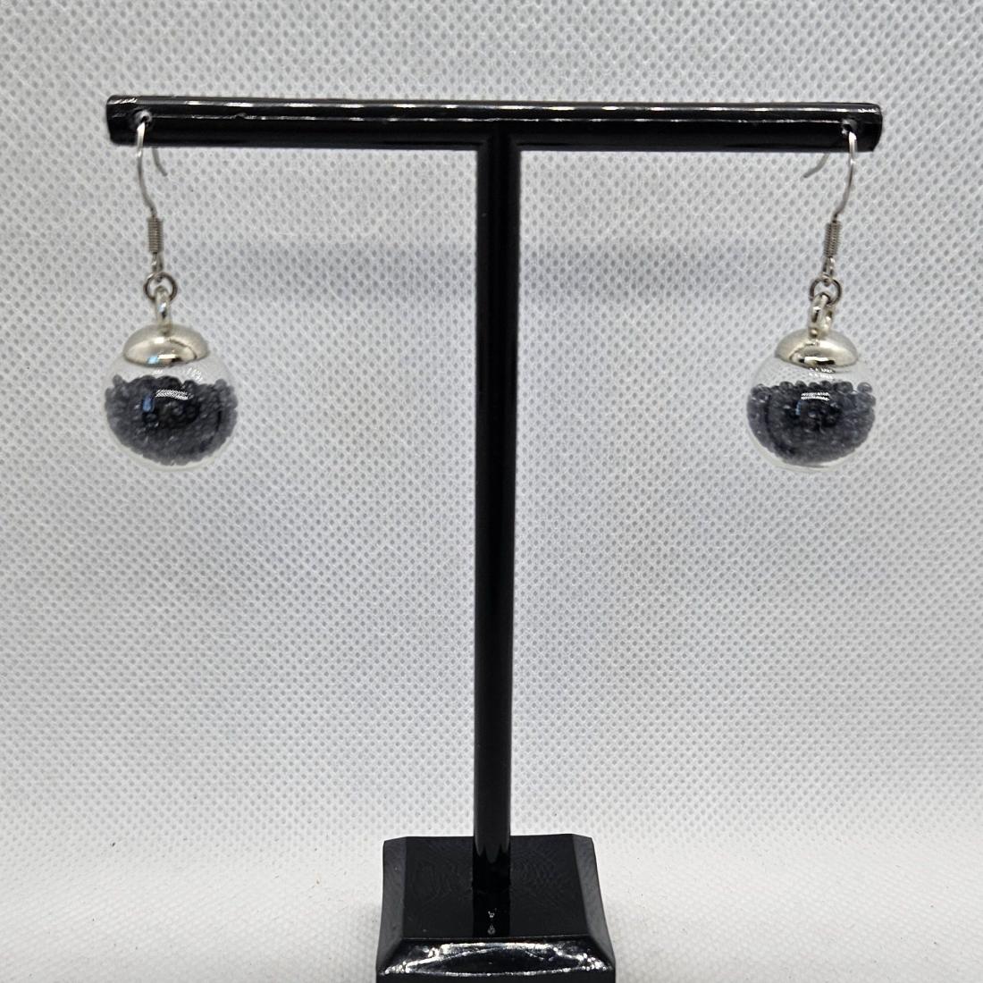 Boucles d'oreilles microbilles