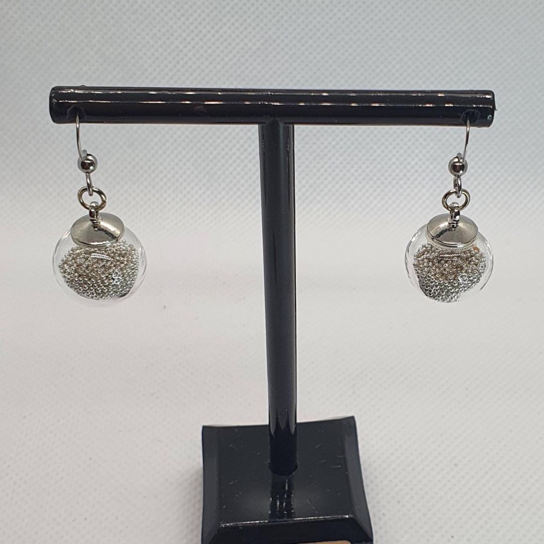 Boucles d'oreilles microbilles