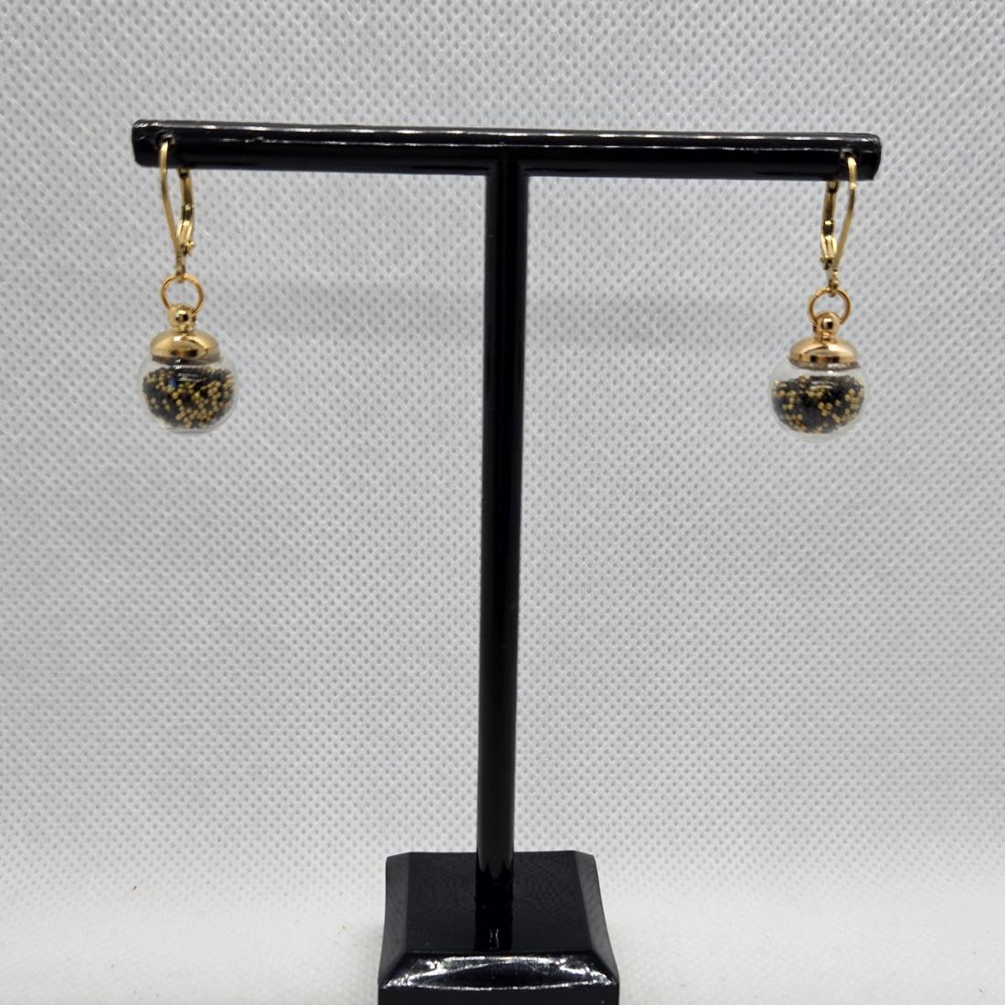 Boucles d'oreilles microbilles