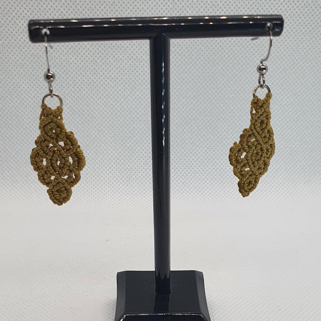 Boucles d'oreilles en macramé