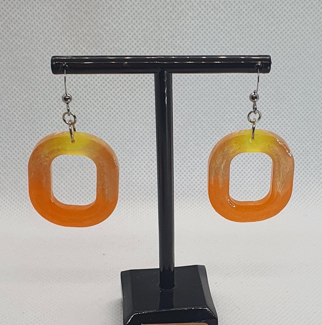 Boucles d'oreilles en résine