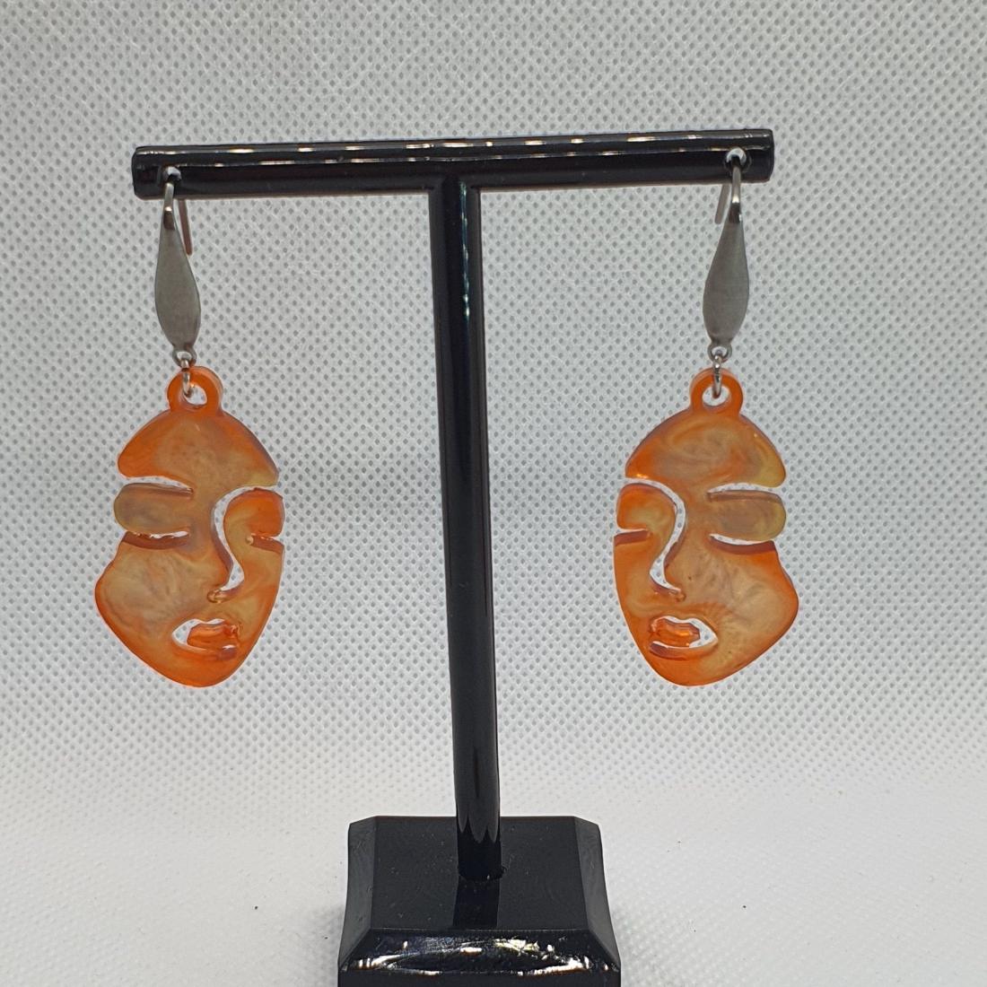 Boucles d'oreilles en résine
