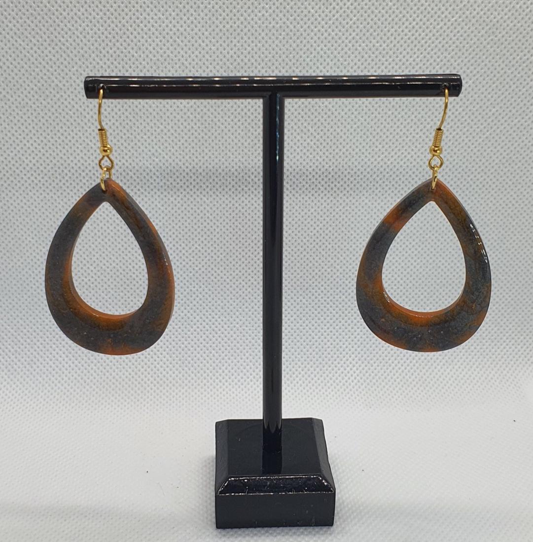 Boucles d'oreilles en résine
