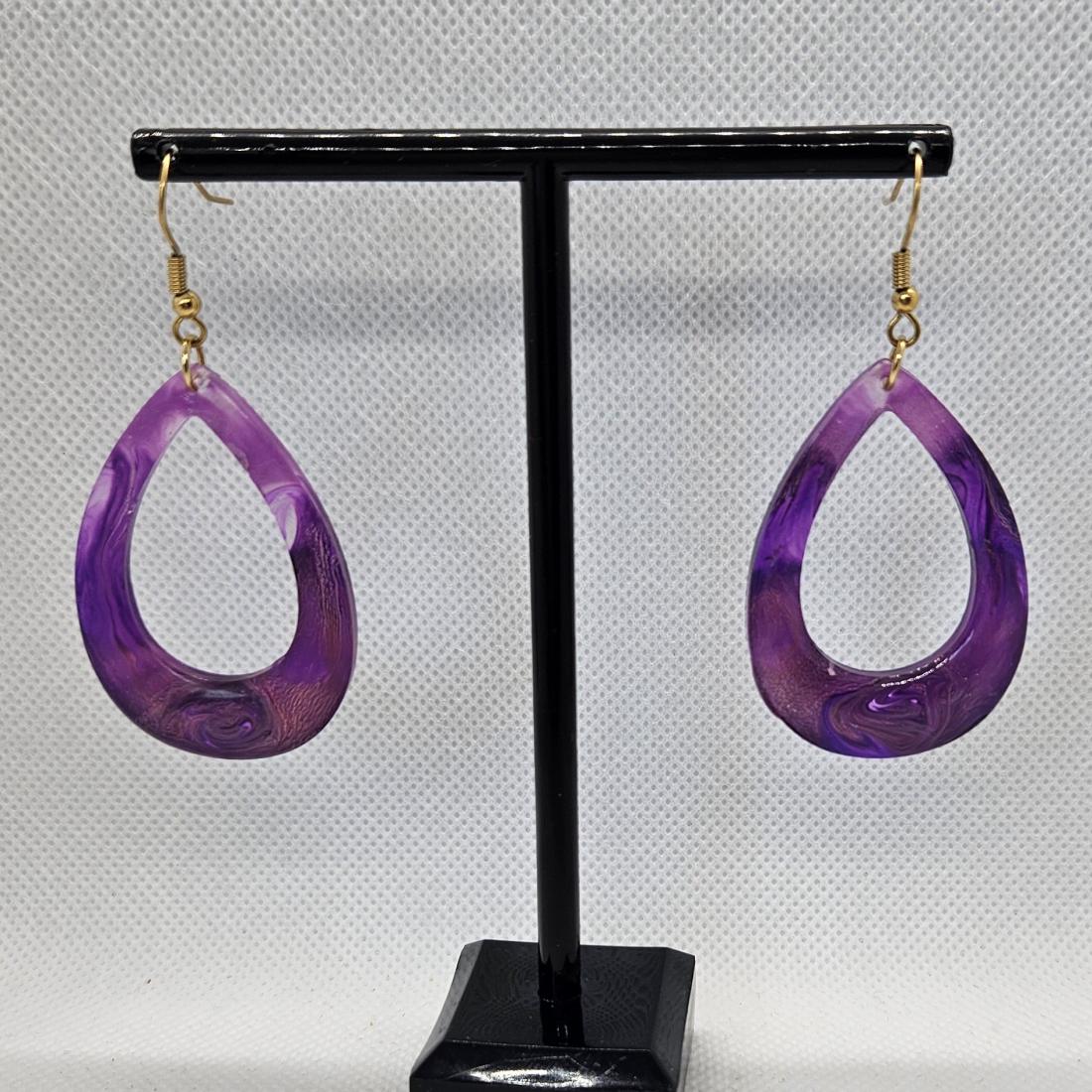 Boucles d'oreilles en résine