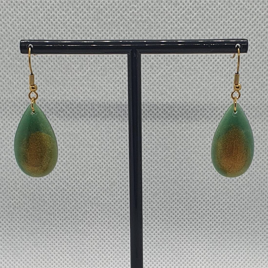 Boucles d'oreilles en résine