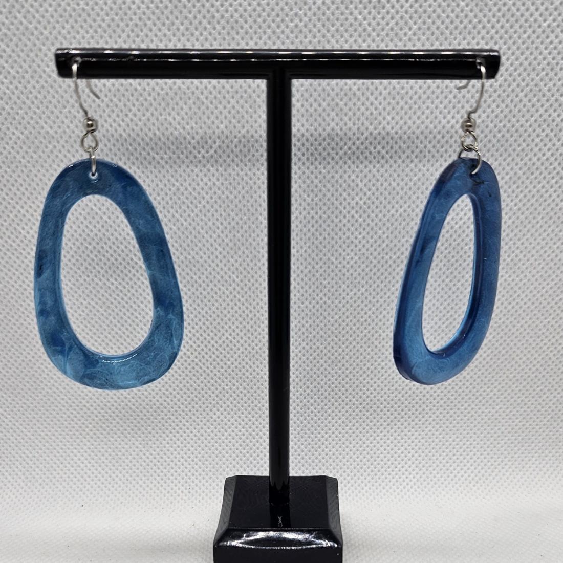 Boucles d'oreilles en résine