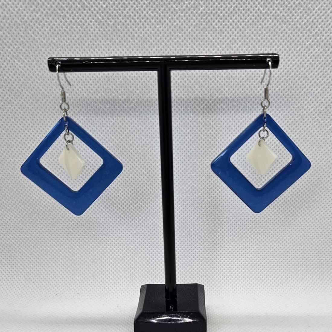 Boucles d'oreilles en résine