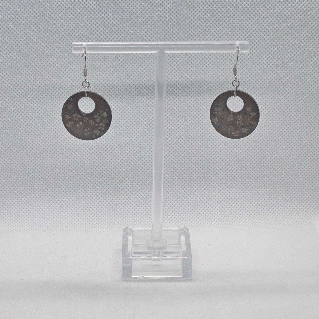 Boucles d'oreilles en résine