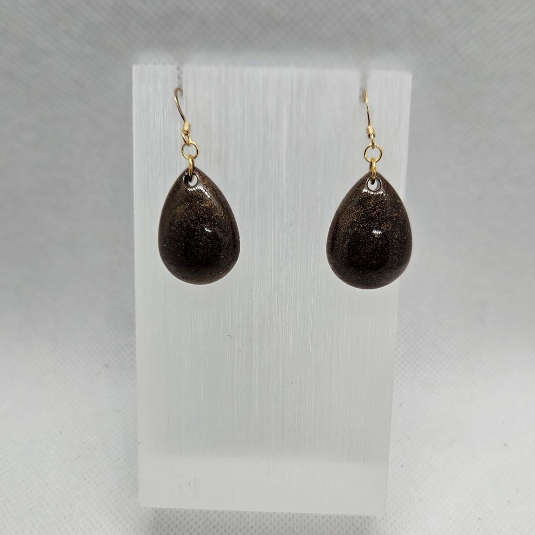 Boucles d'oreilles en résine