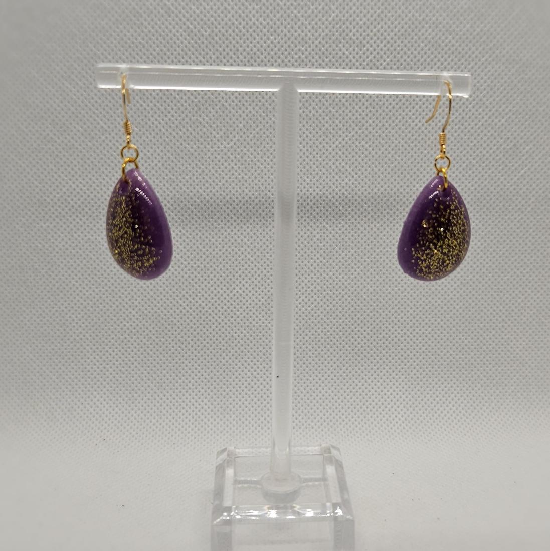 Boucles d'oreilles en résine
