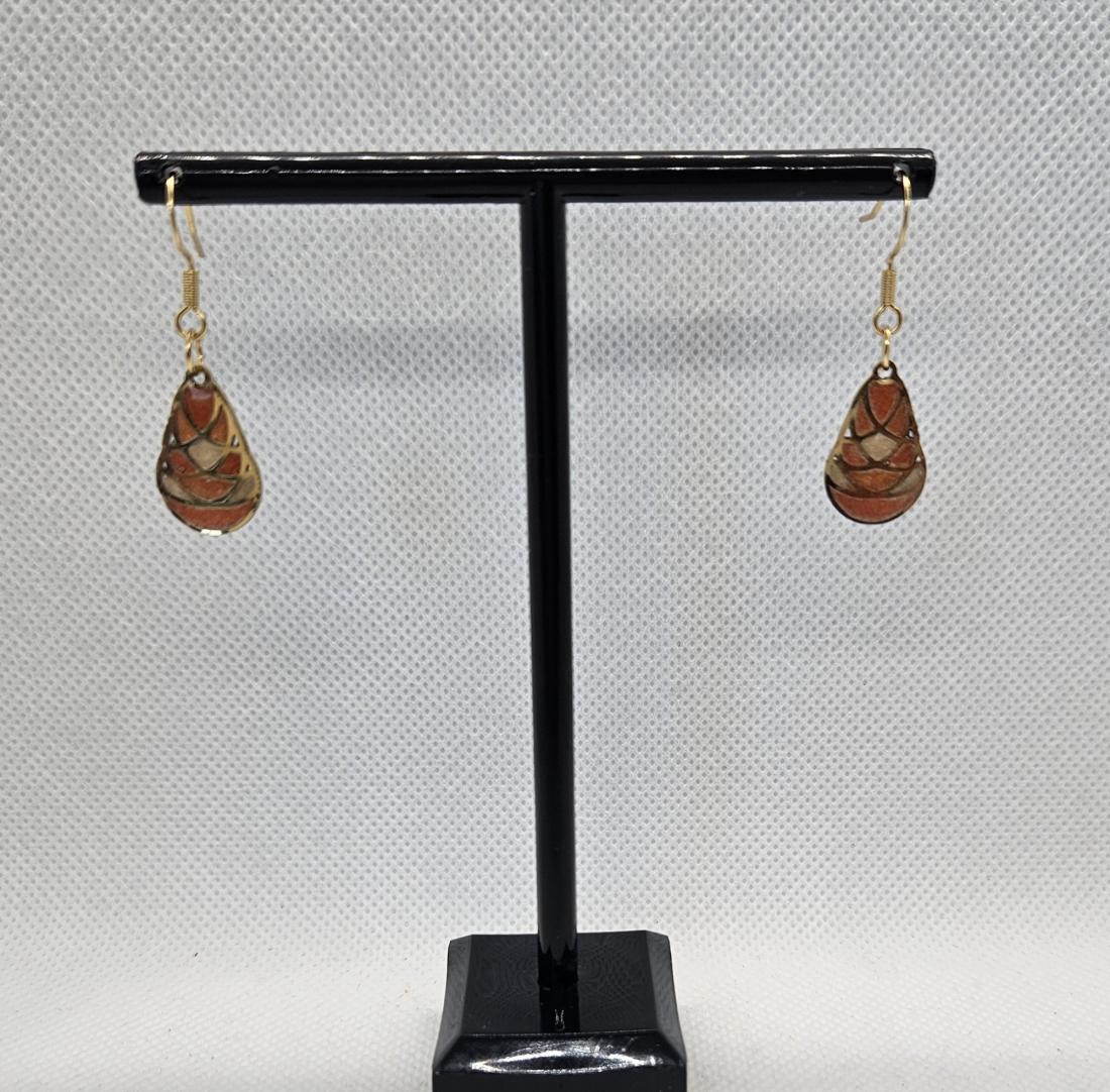 Boucles d'oreilles en résine et métal