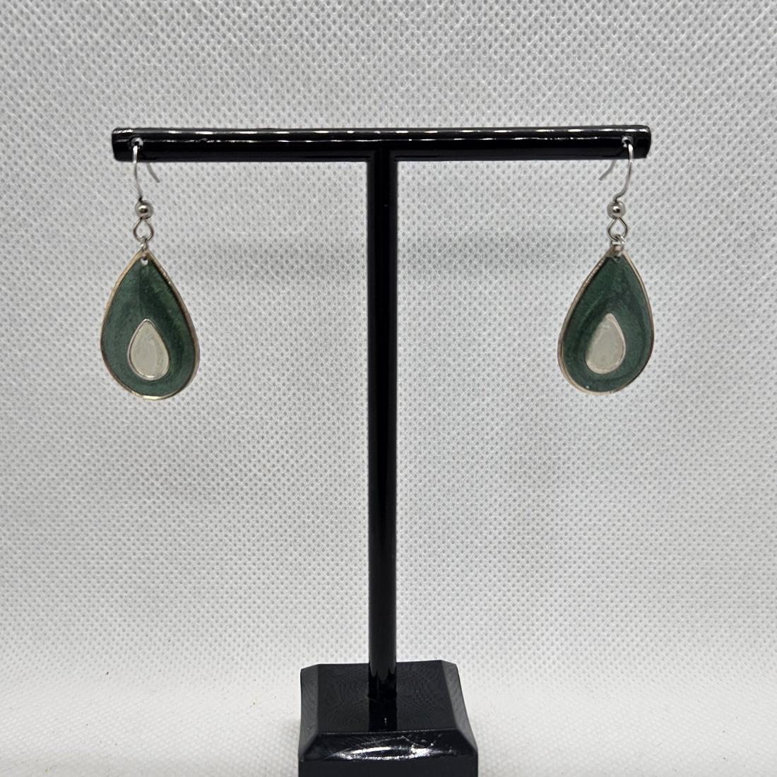 Boucles d'oreilles en résine et métal