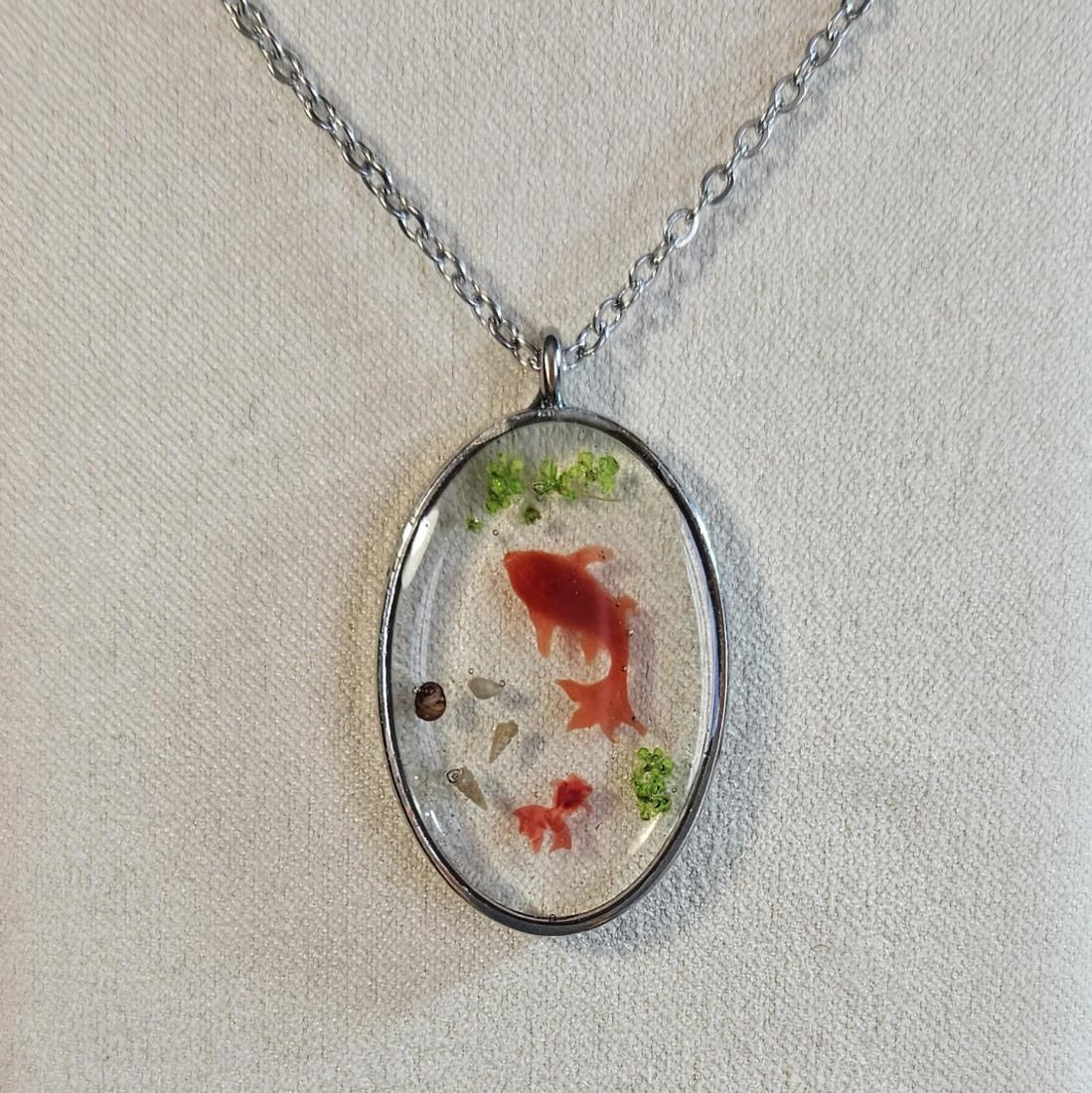 Pendentif breloques.