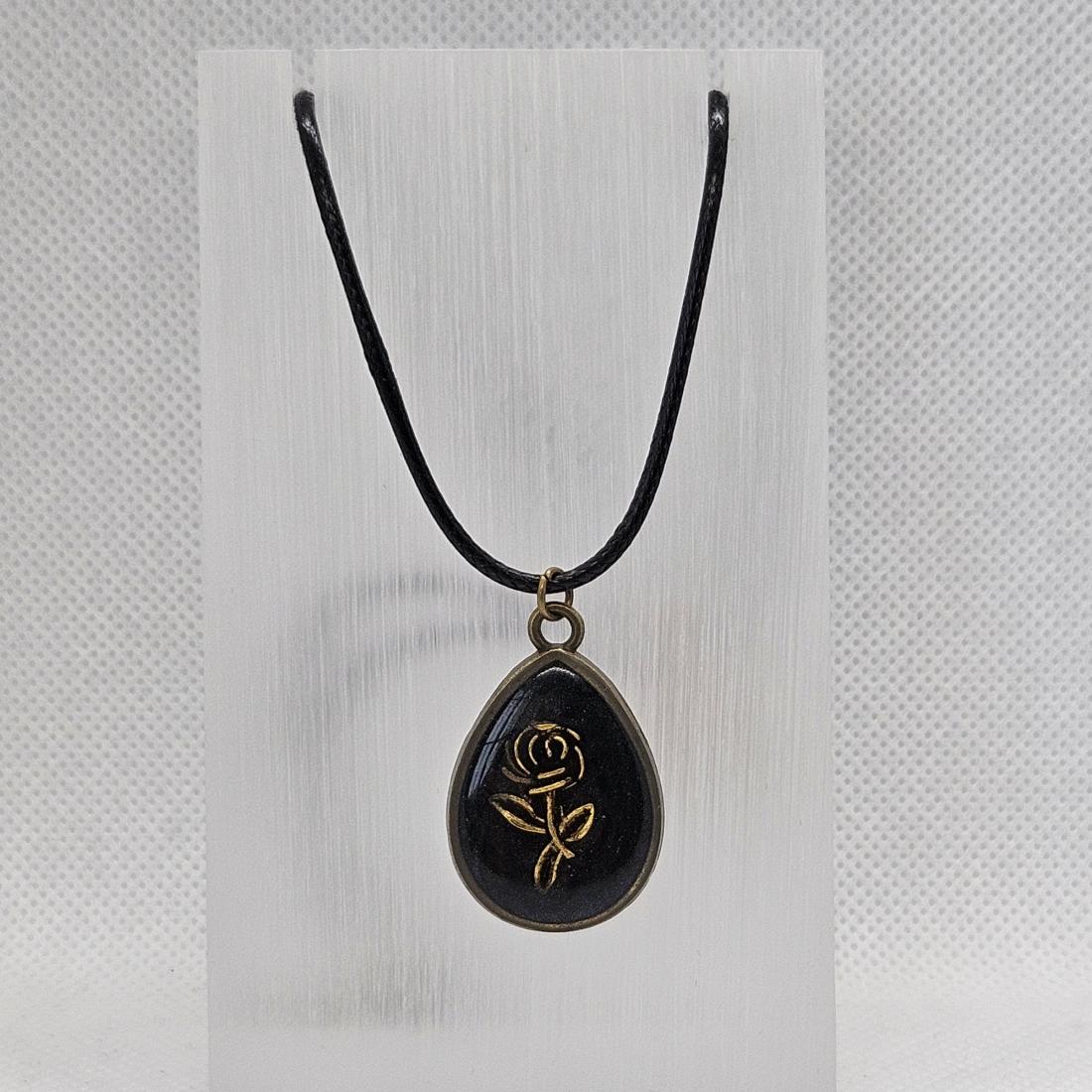 Pendentif breloques.
