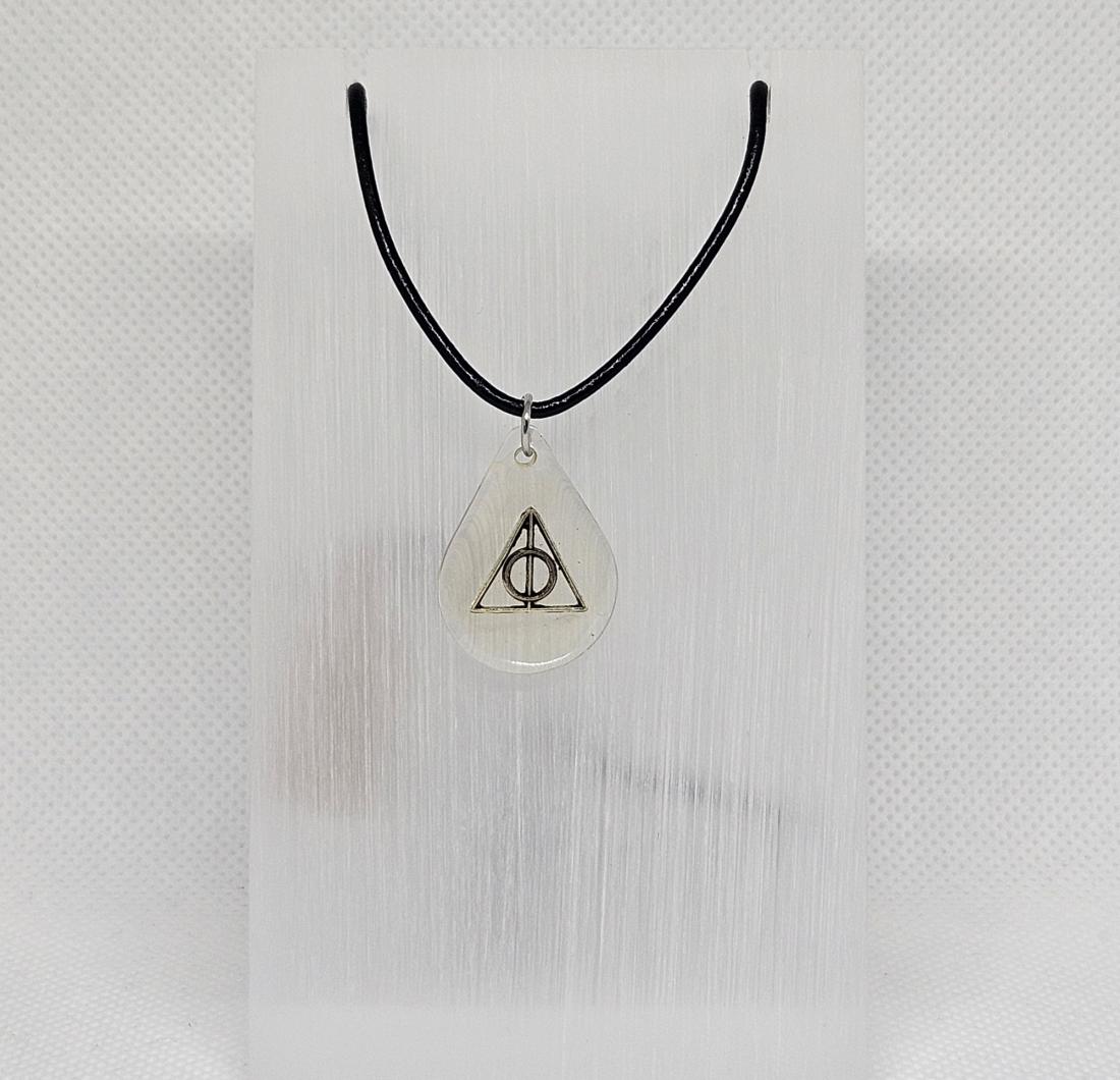 Pendentif breloques.