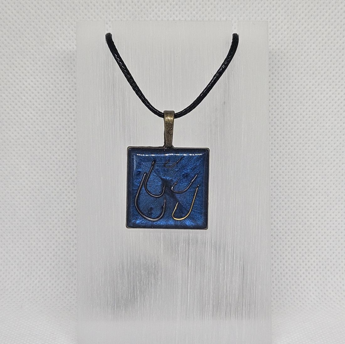 Pendentif breloques.