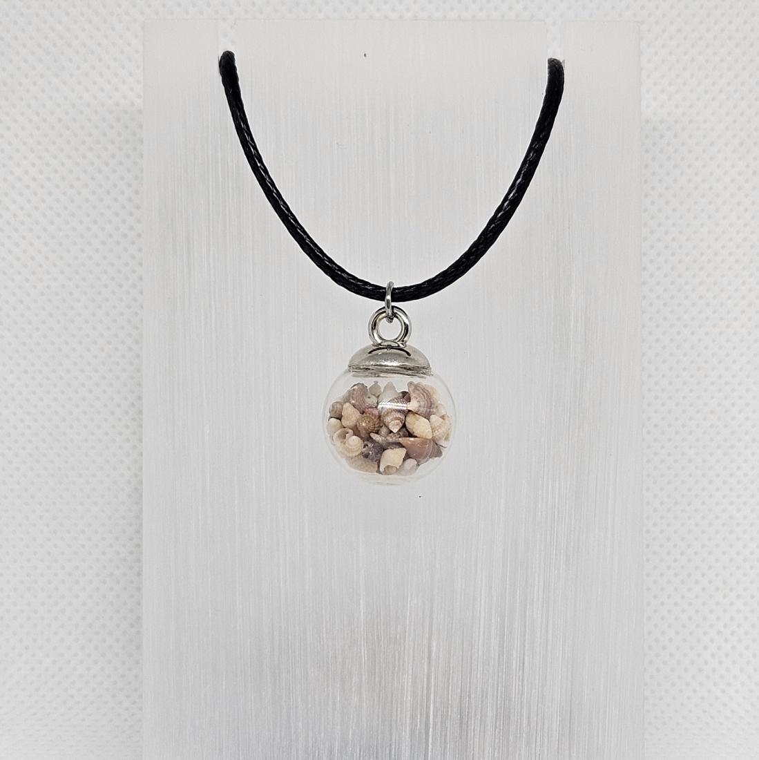 Pendentif breloques.