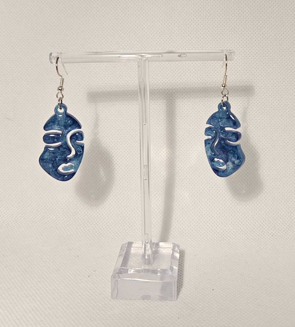 Boucles d'oreilles en résine faites main — Les petits trésors de Carro