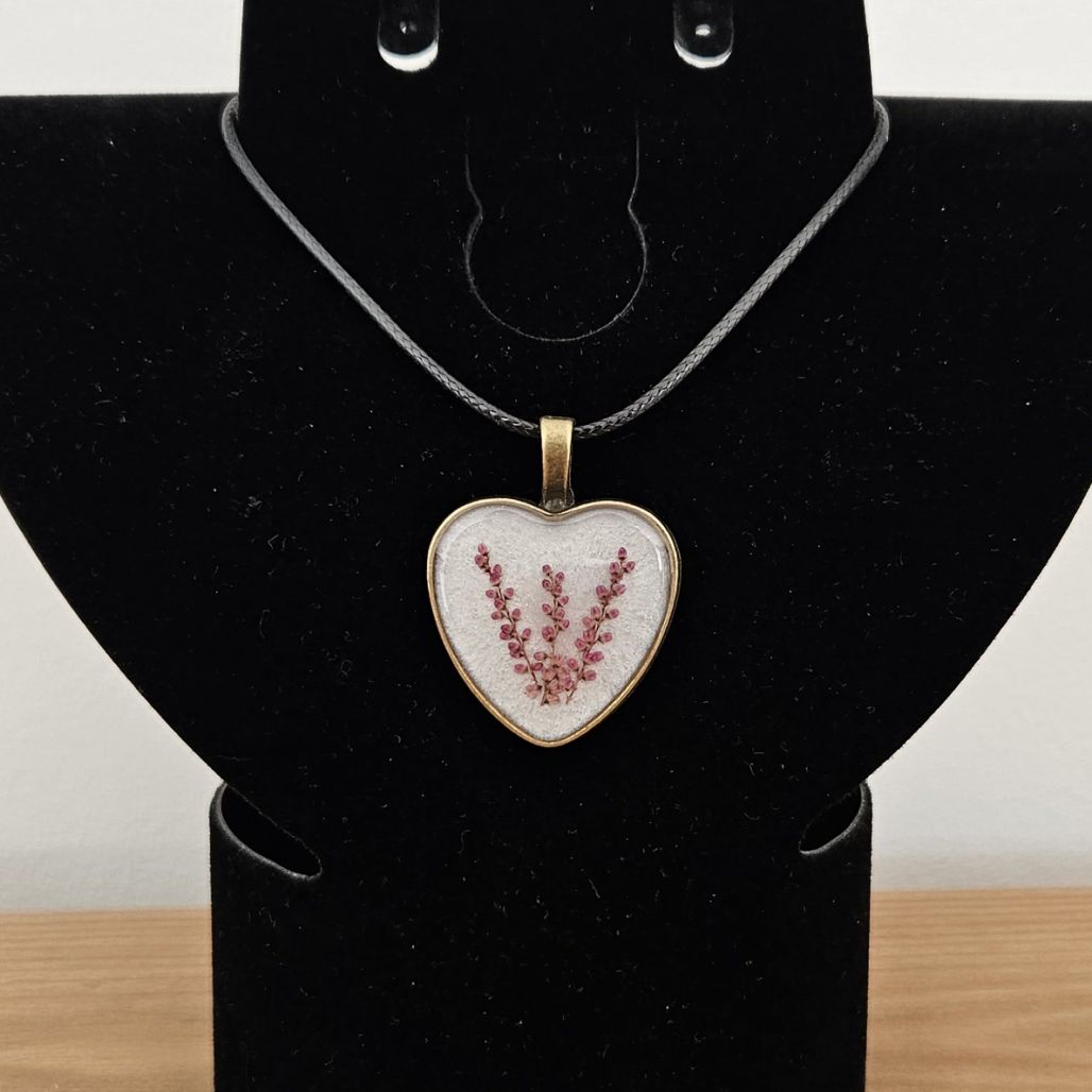 Pendentif artisanal fait main — Les petits trésors de Carro